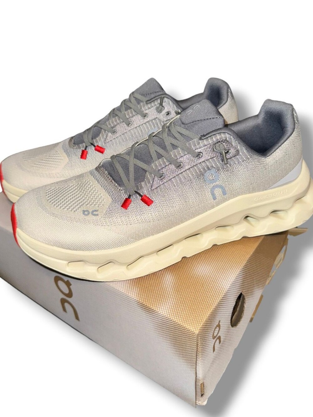 On Cloudtilt Men’s Running Shoes Beige Cream Size 10M New With Box